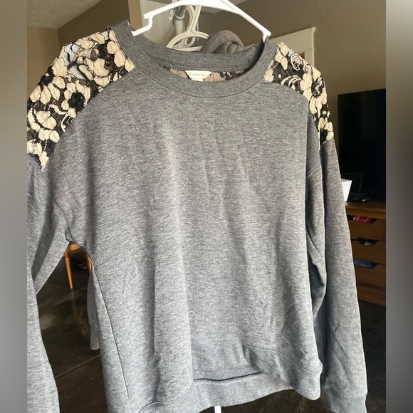Aeropostale Gray Long sleeve, Size S - Picture 2 of 4